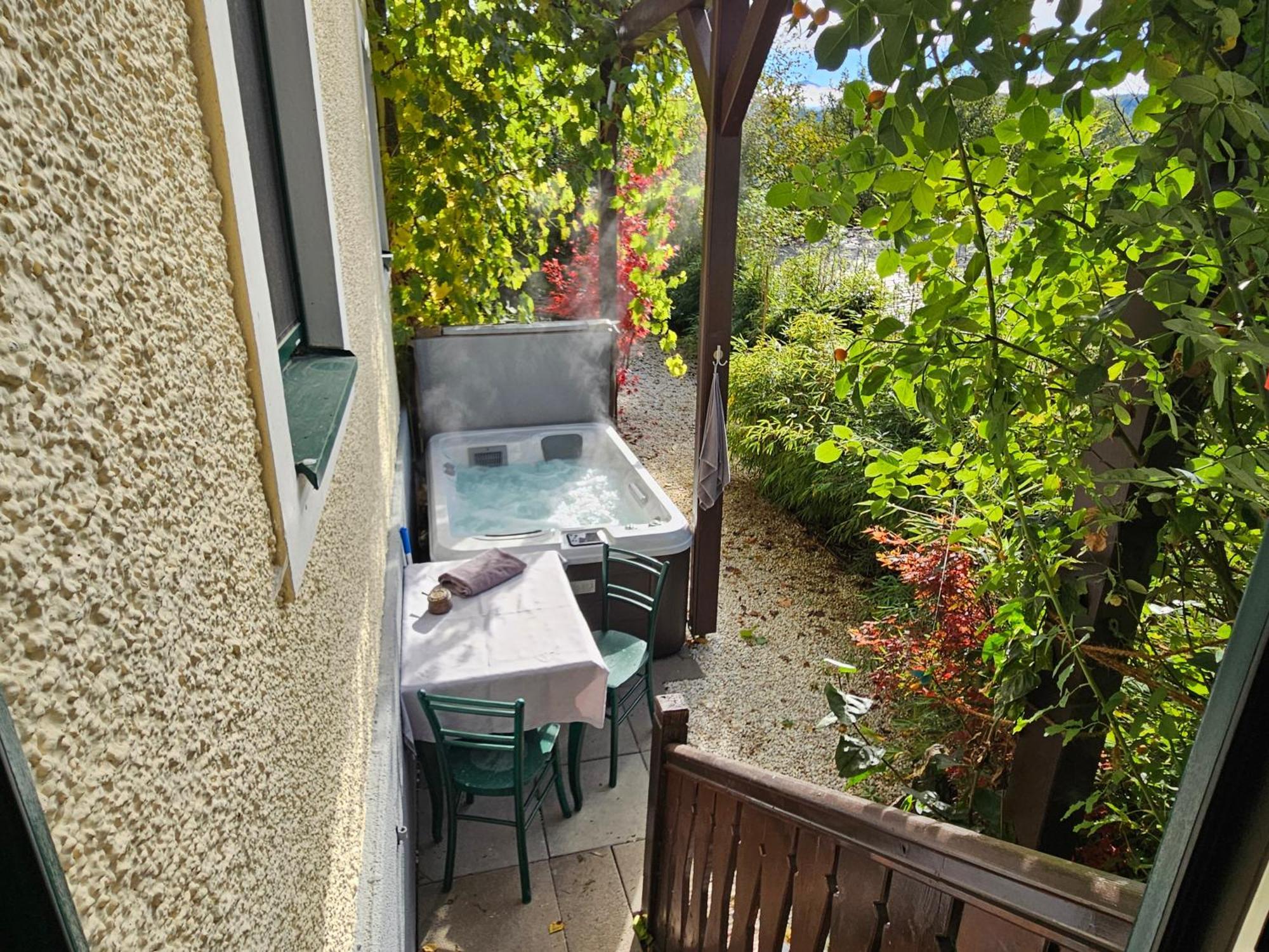 Premium Apartment Mit Privatem Whirlpool, Sauna, Garten Sankt Martin am Grimming Eksteriør billede