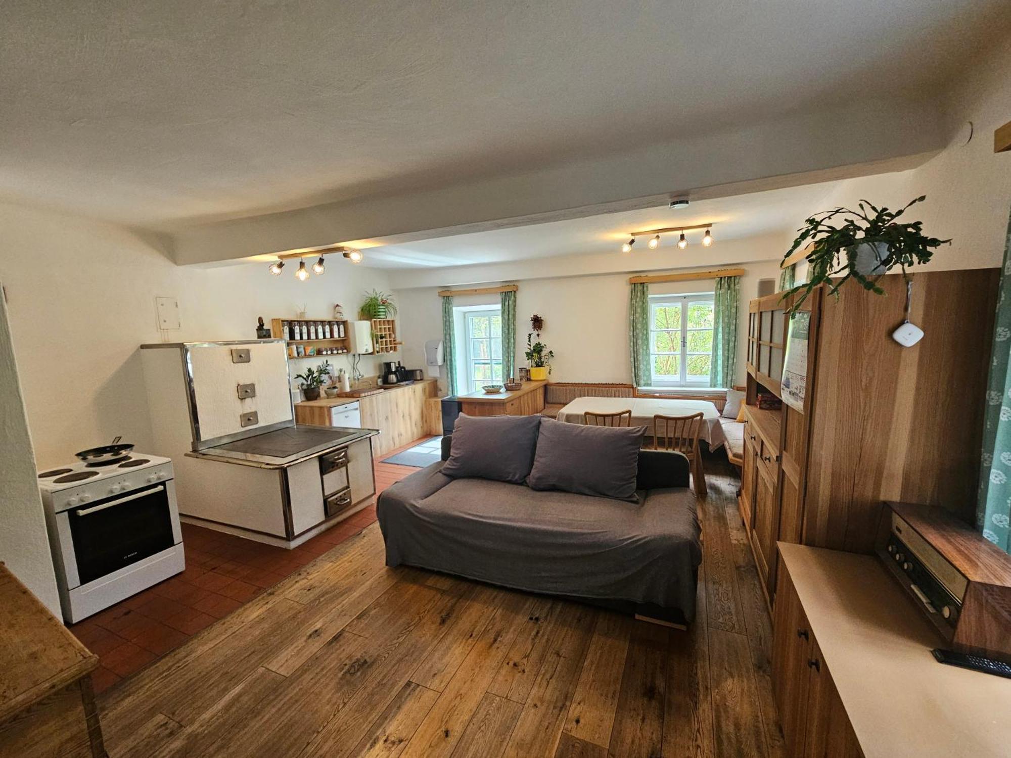 Premium Apartment Mit Privatem Whirlpool, Sauna, Garten Sankt Martin am Grimming Eksteriør billede